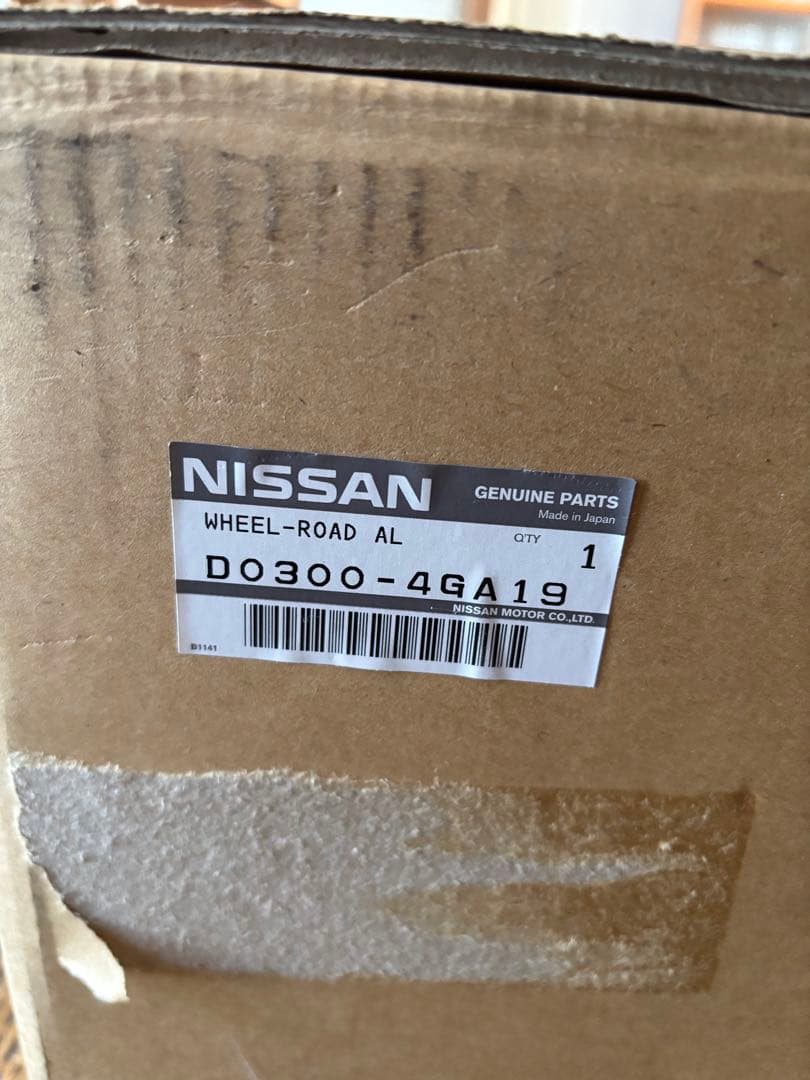 日産　V37スカイラインセダン　オプションホイール1本