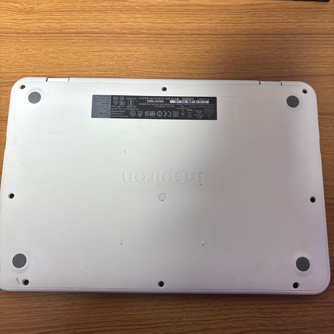 DELL Inspiron ホワイト ノートPC