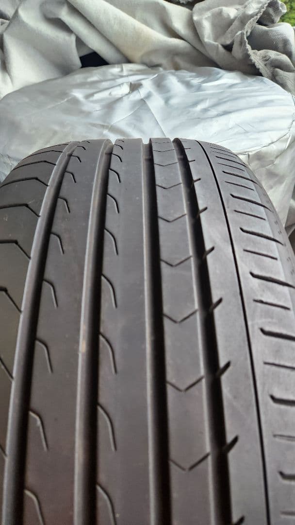 2022年式 コハマブルーアースRV03　245/40R20 １本