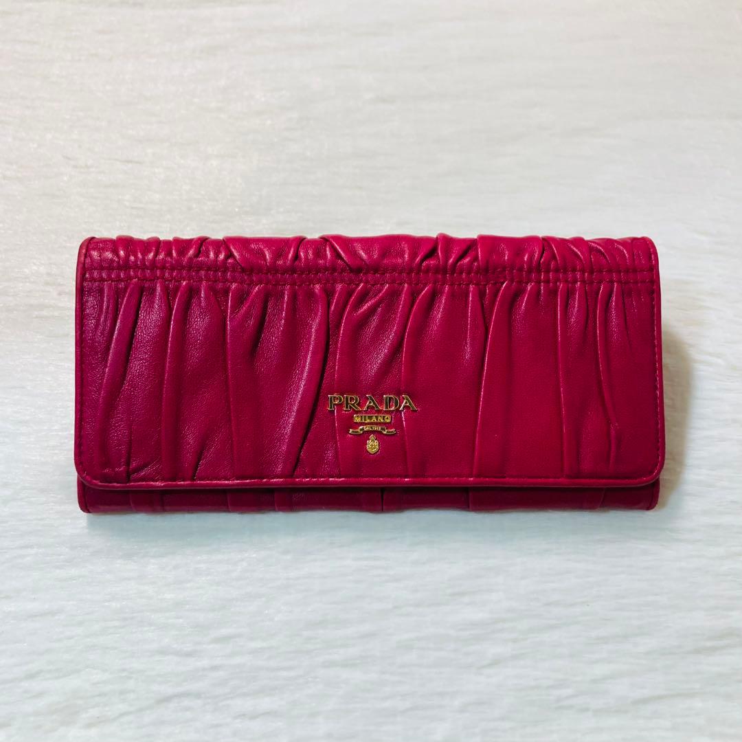 お買い得品　PRADA プラダ　二つ折り　財布　長財布　レザー　ピンク　赤