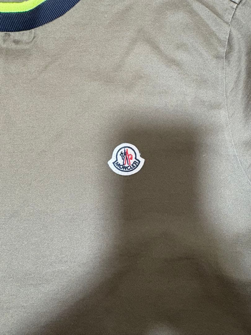 MONCLER Tシャツ　オリーブ