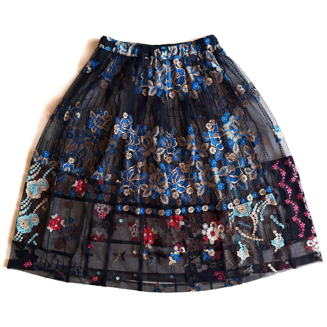 《美品》コムデギャルソン チュール タック フレアスカート フラワー 刺繍