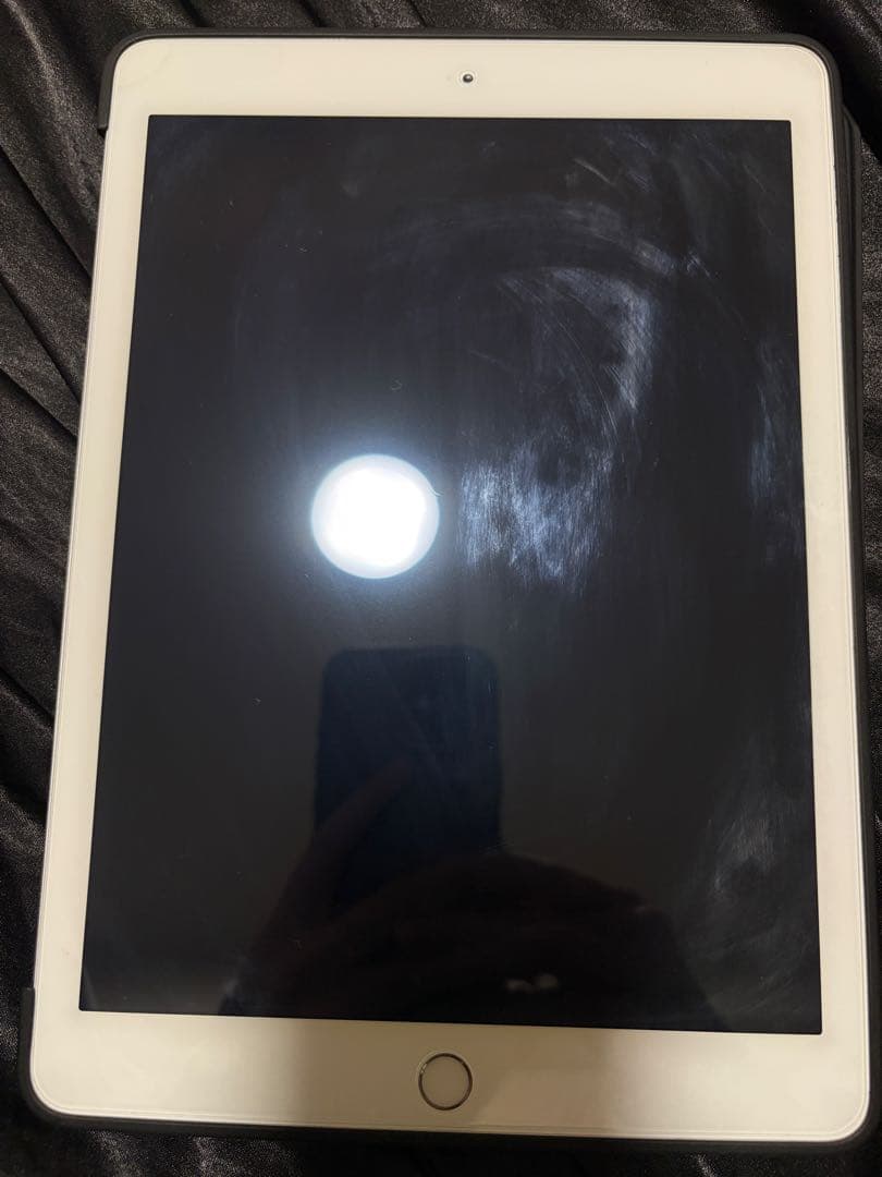 ipad 第5世代 32GB カバーフィルム付き