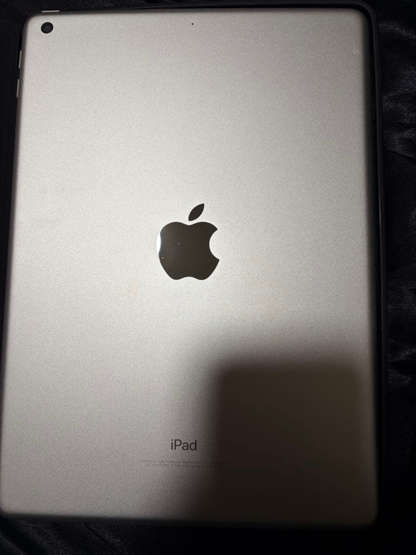 ipad 第5世代 32GB カバーフィルム付き
