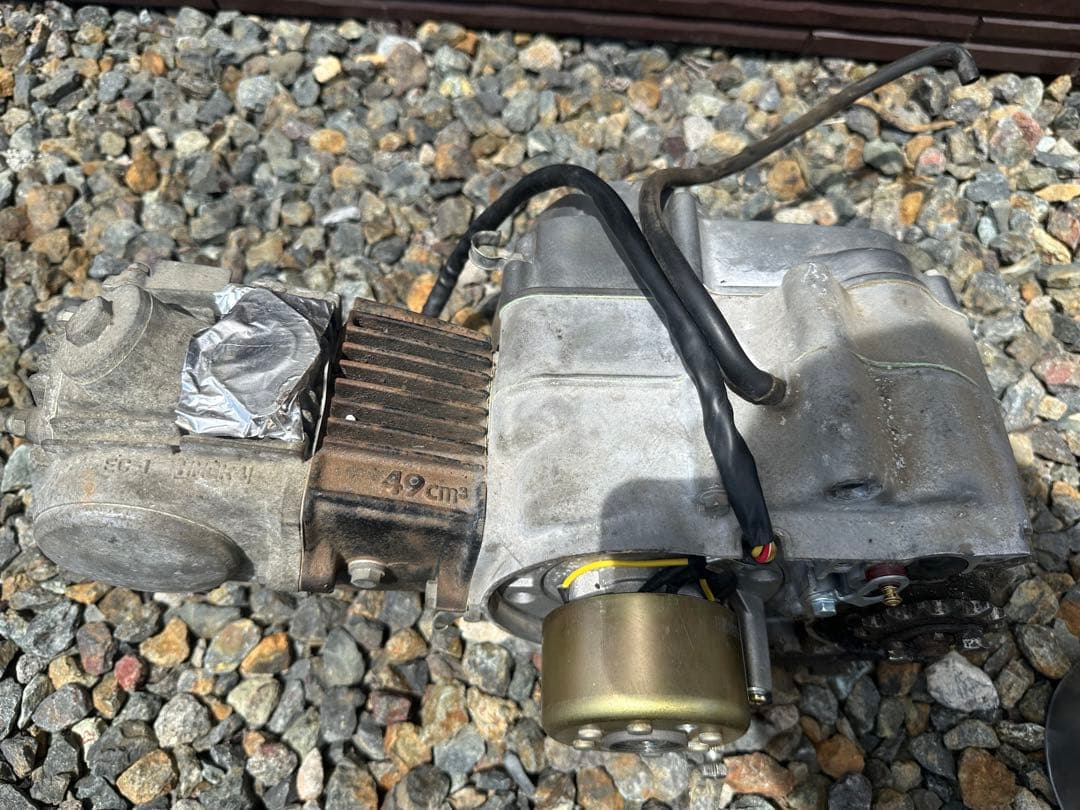 カブ　50cc 12v エンジン