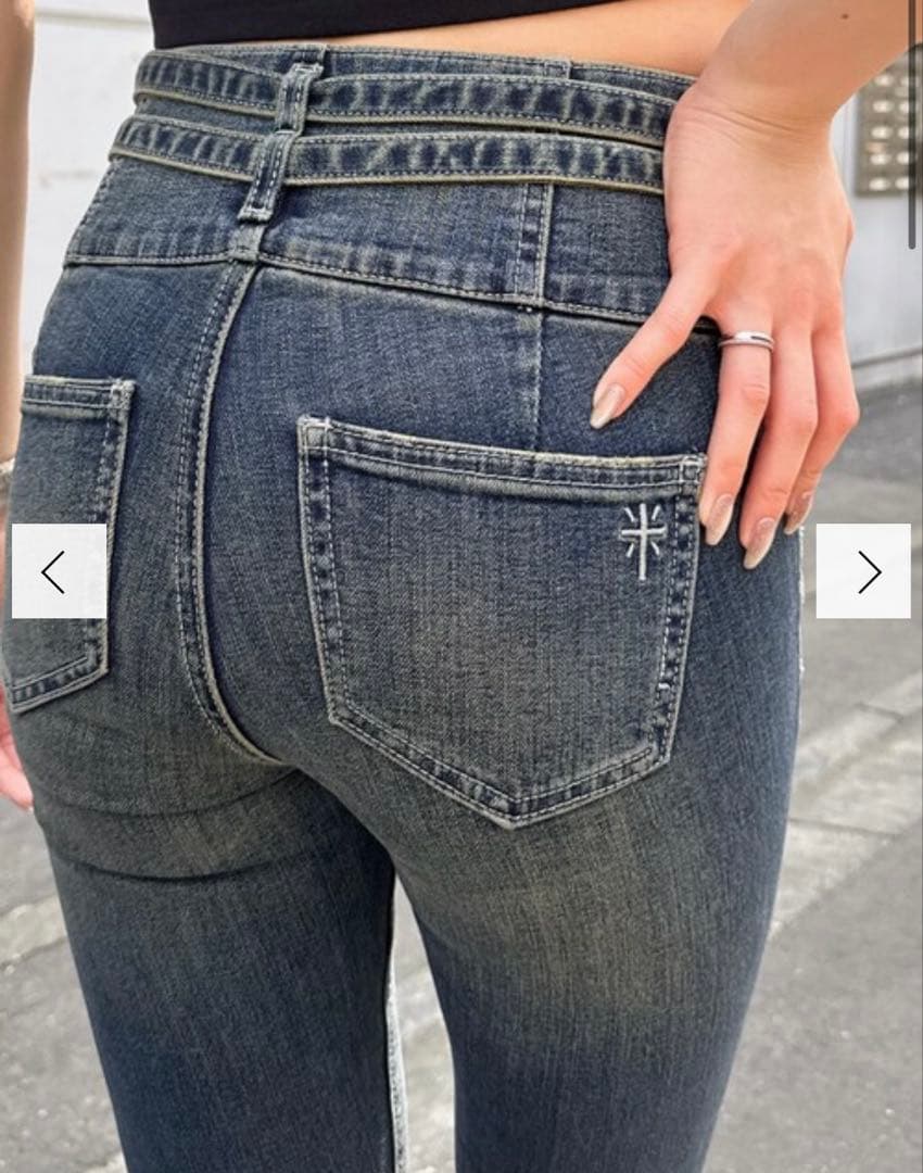 GYDA ハイウエストフロントZIPベルトデザインスキニーデニムパンツ Sサイズ