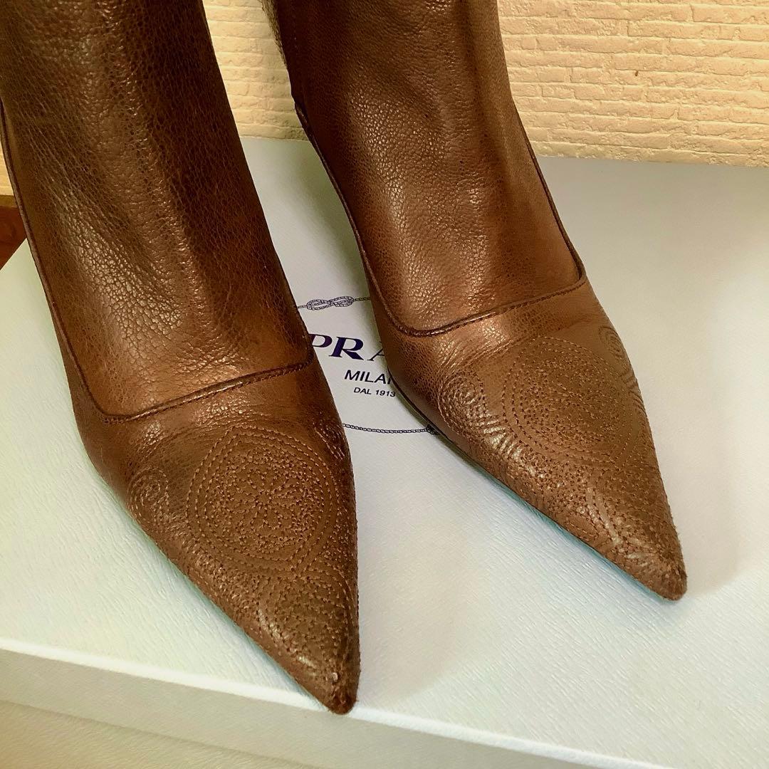 新品!PRADA~プラダ ショートブーツ 極上カーフ ポインテッドトゥ22.5㎝