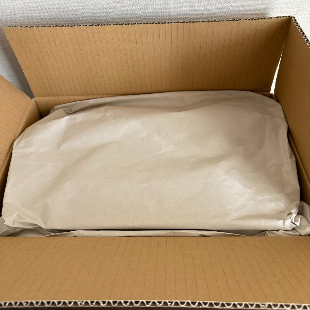 【画面に線多数】　MacBook Air 2022年 M2 13インチ