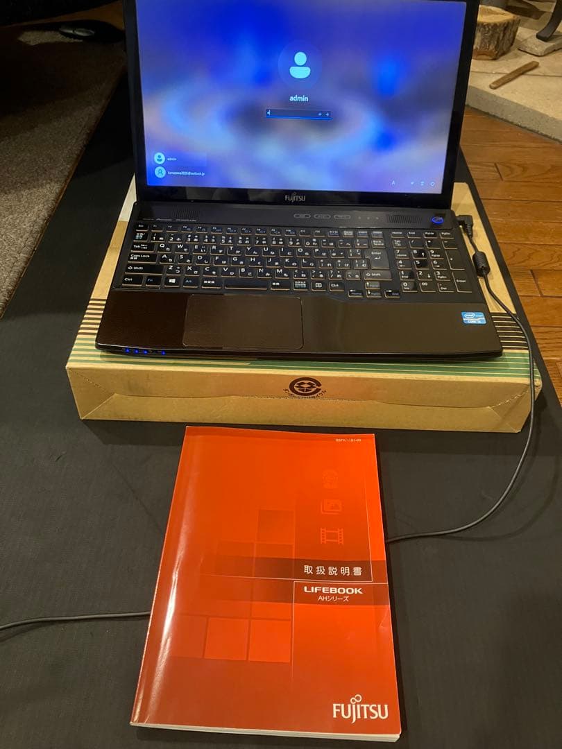 ノートパソコンFUJITSU LIFEBOOK WA2/K FMVWAK2S57