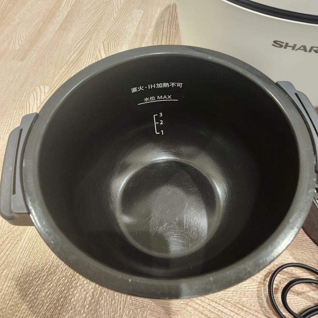 2022年製 SHARP ホットクック 1.6 ホワイト KN-HW16G-W