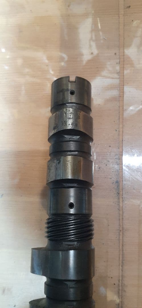 CB750F　CB750FBB　カムシャフト　カムシャフトホルダ　カムチェーンB
