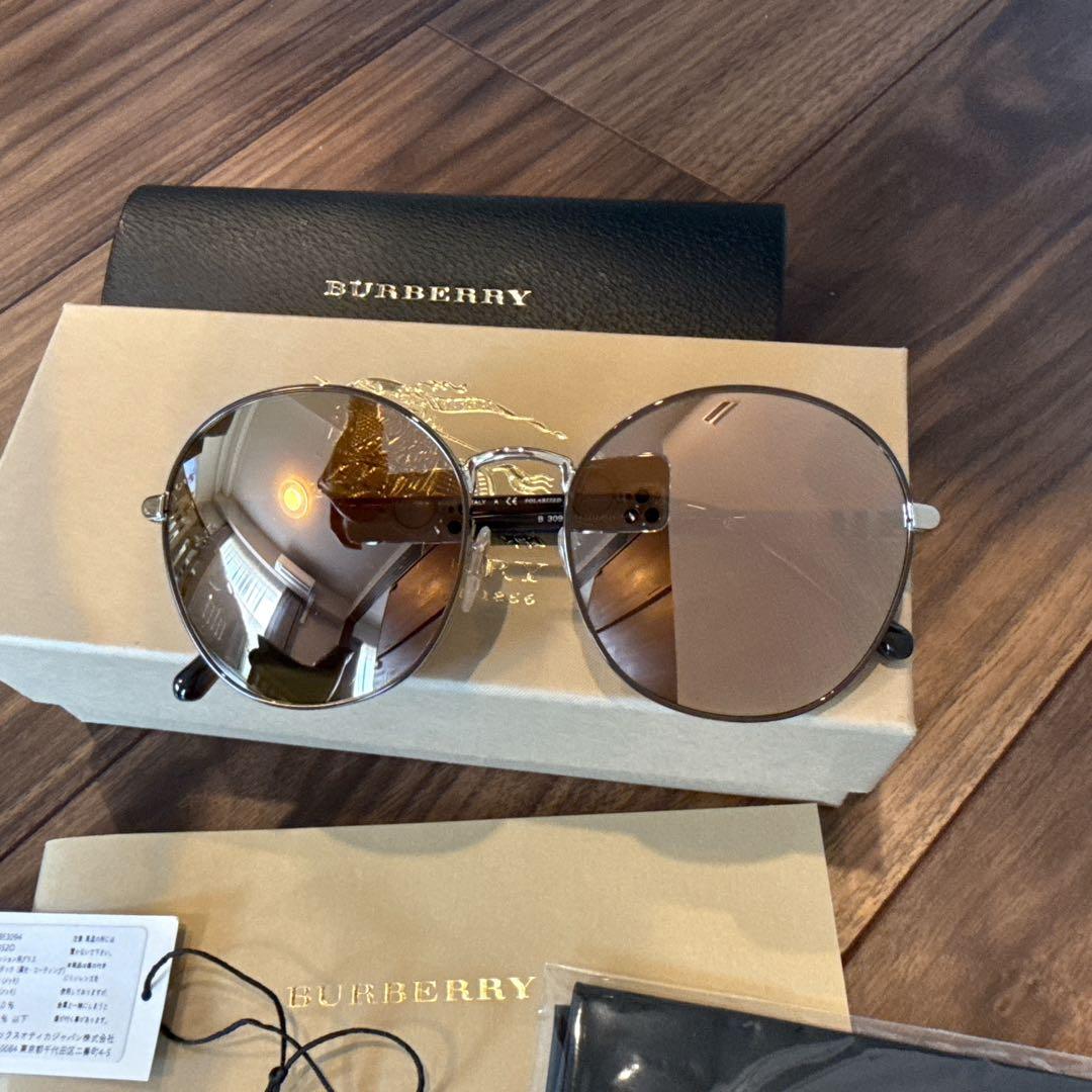 さ*ん様 【SALE】バーバリー 偏光サングラス BURBERRY ミラー