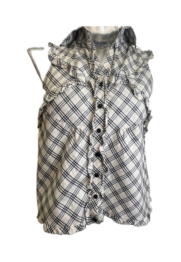 ♡Burberry チェック柄 ノースリーブシャツS サイズ