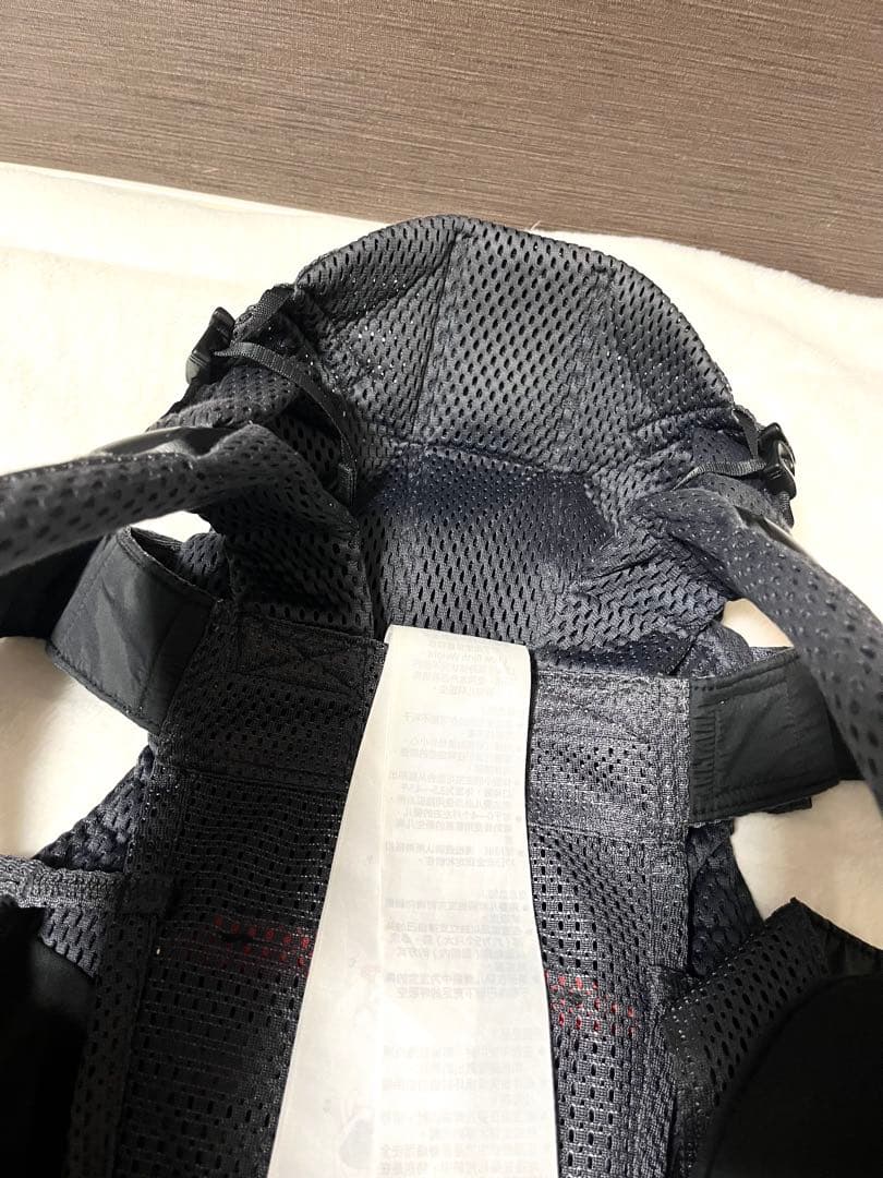 綺麗　ベビービョルン　BABY CARRIER ONE KAI AIR 抱っこ紐