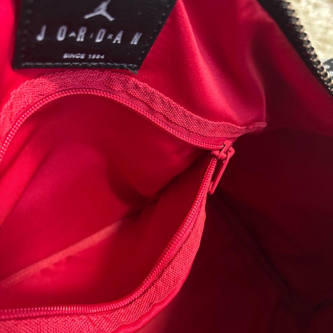 美品　JORDAN ICON ボストンバッグ　25L 総柄