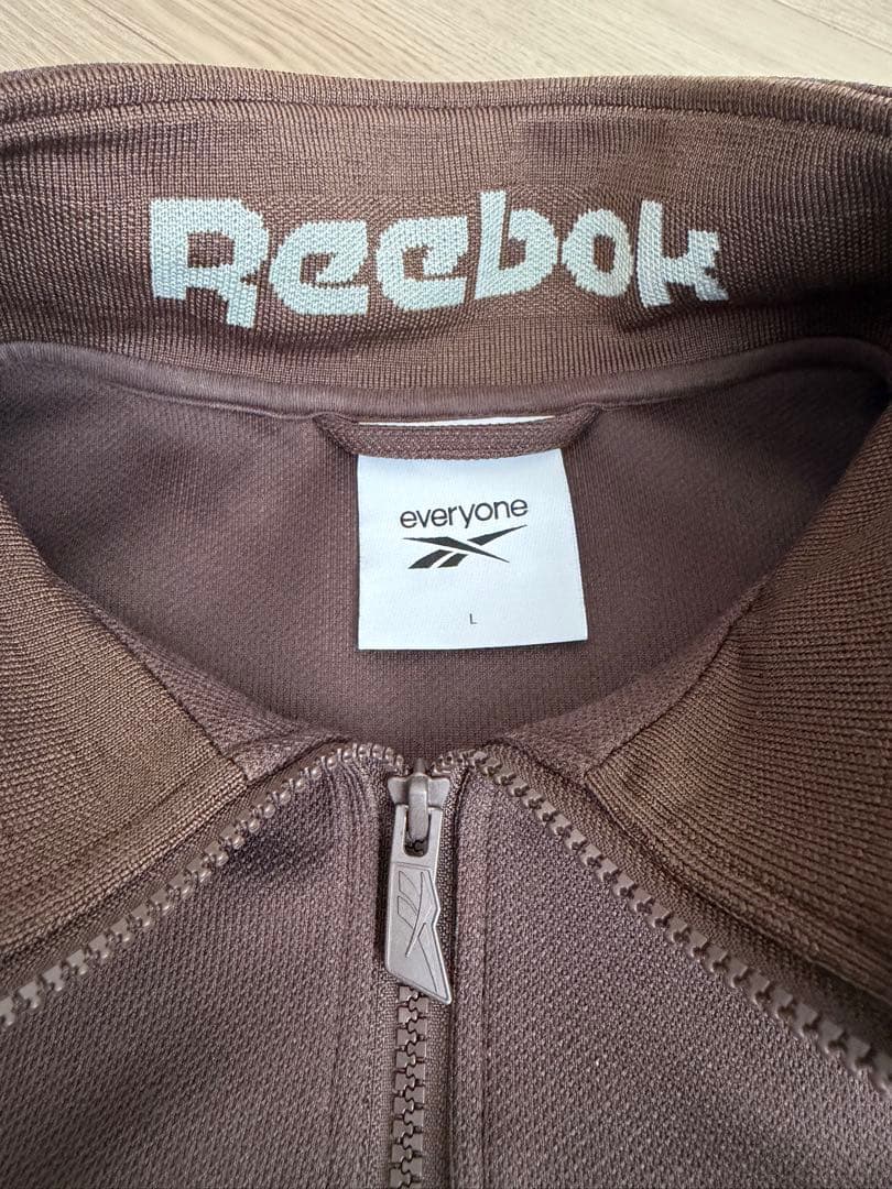 REEBOK everyone CLASSIC TRACK セットアップ　LとＭ