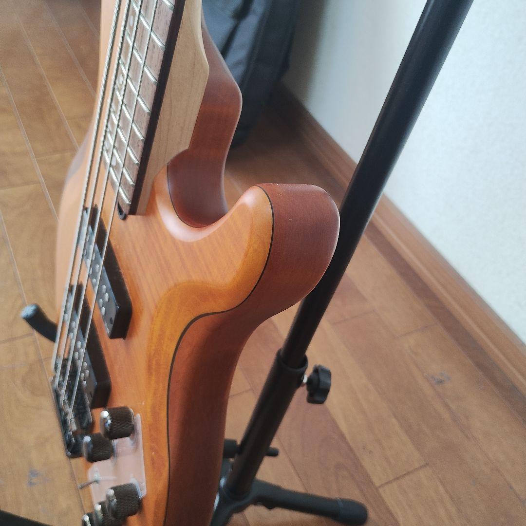 ヤマハ　Yamaha エレキベース TRBX604FM 専用ケース付き