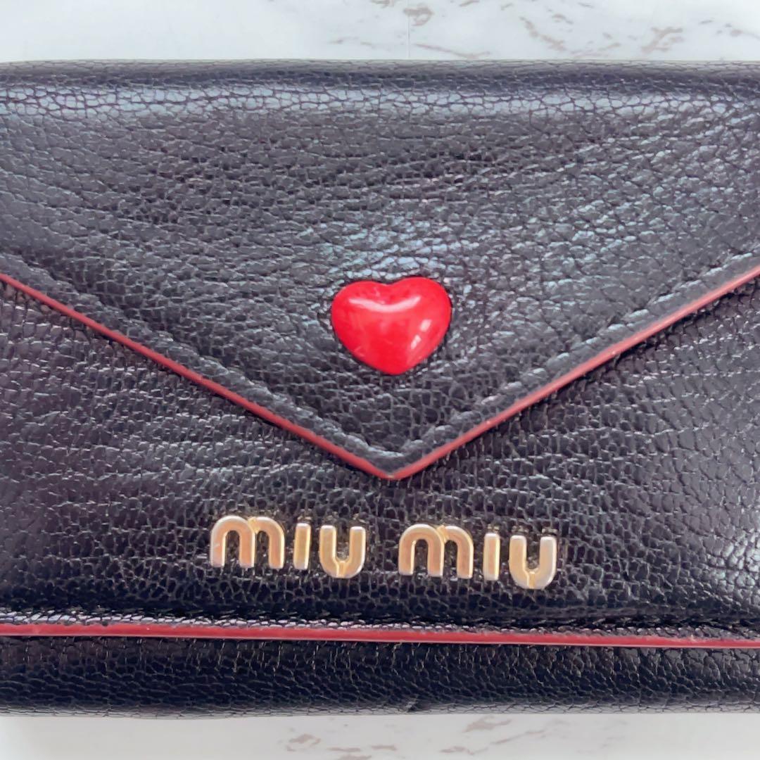 miumiu 三つ折り財布 レターウォレット マドラスラブ