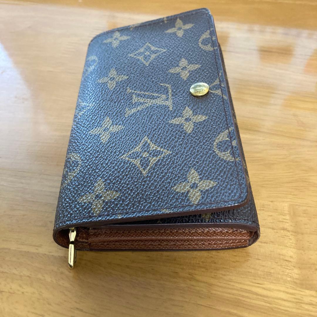 LOUIS VUITTON 二つ折り財布　 ブラウン　M61730