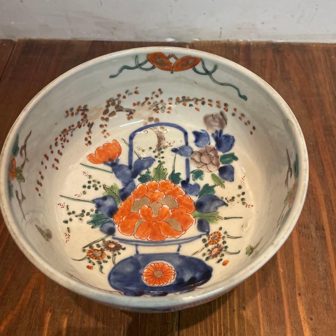 美品　古伊万里　杯洗　盃洗　染付け　花の絵柄が華やか　色絵杯洗　陶芸　年代物
