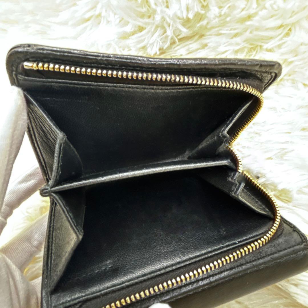 大人気♡miumiu マテラッセ 折り財布 コンパクト 黒