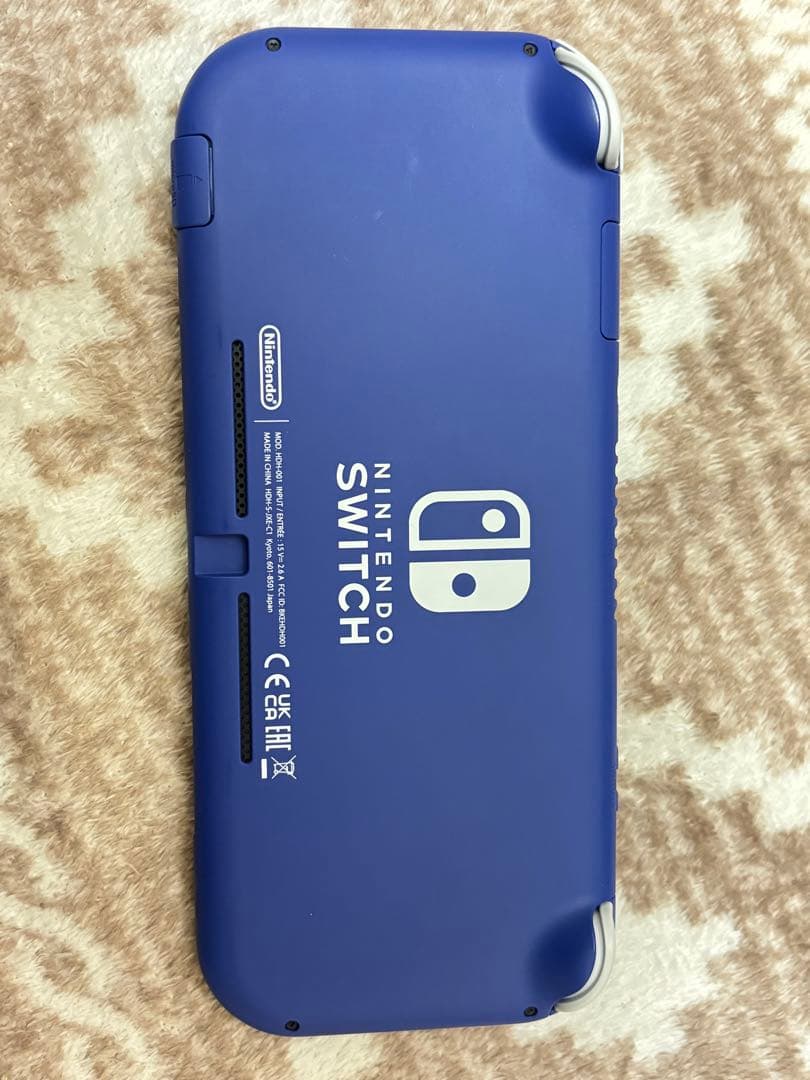 Nintendo Switch Lite 本体と充電器のみ