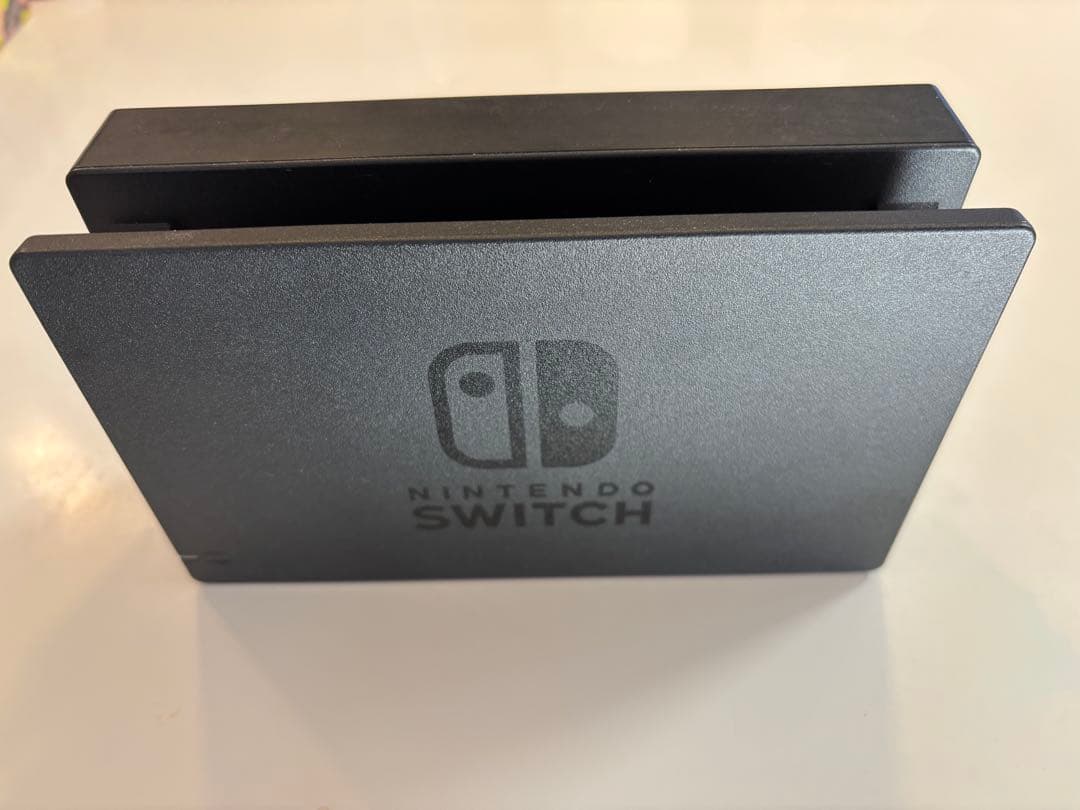 Nintendo Switch 本体 グレー ジョイコン付き　保護フィルム付き