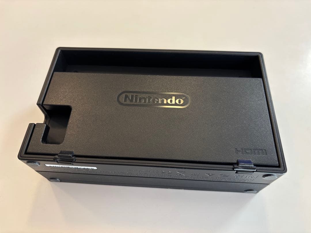 Nintendo Switch 本体 グレー ジョイコン付き　保護フィルム付き