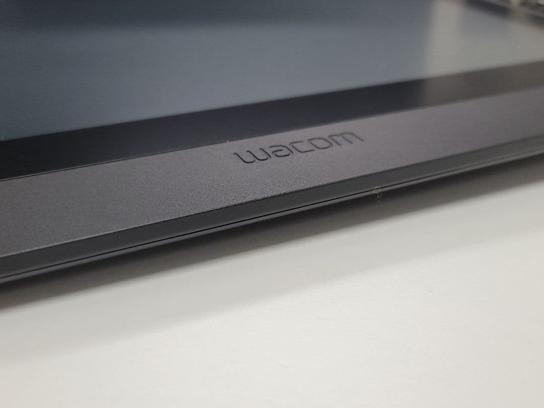 美品 Wacom Cintiq 16 DTK-1660 液晶ペンタブレット