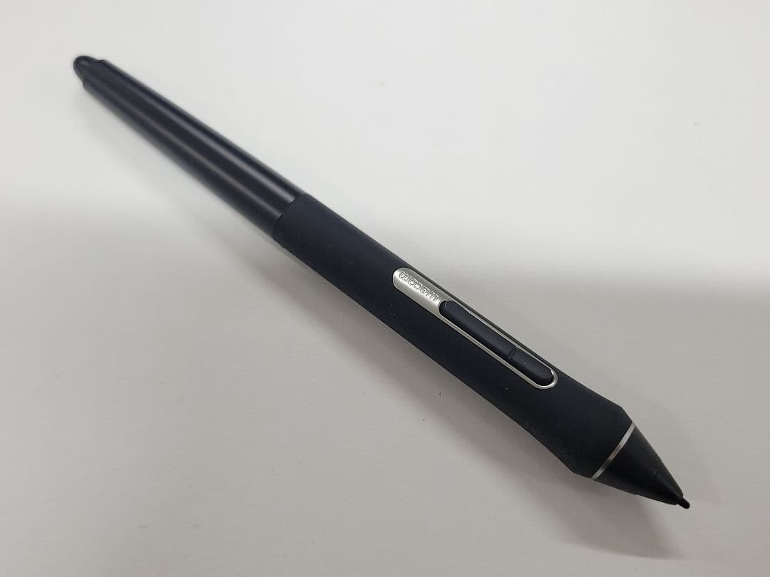美品 Wacom Cintiq 16 DTK-1660 液晶ペンタブレット