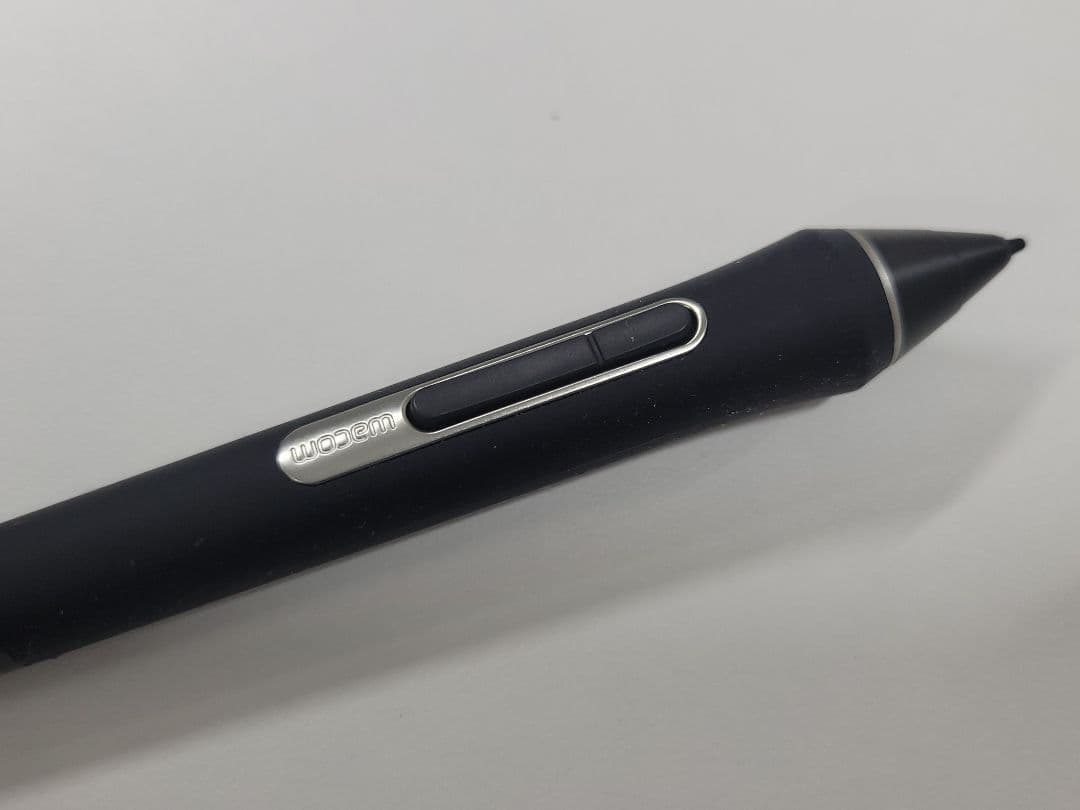美品 Wacom Cintiq 16 DTK-1660 液晶ペンタブレット