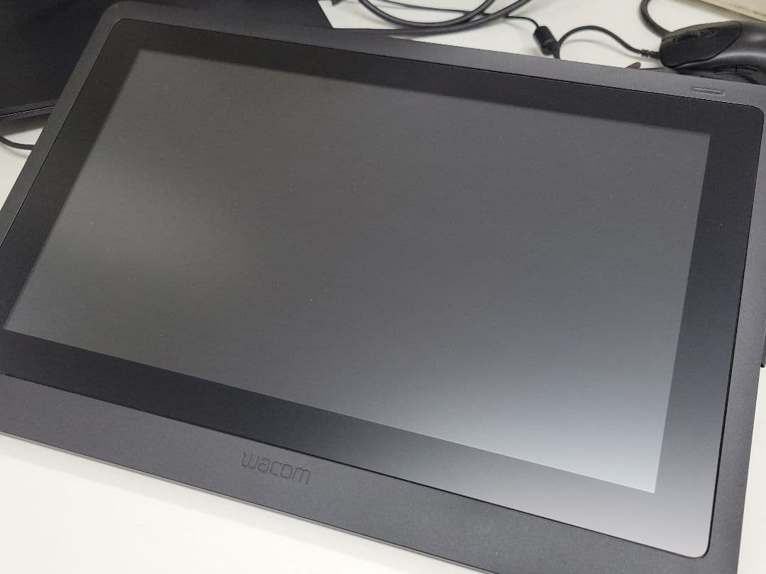 美品 Wacom Cintiq 16 DTK-1660 液晶ペンタブレット