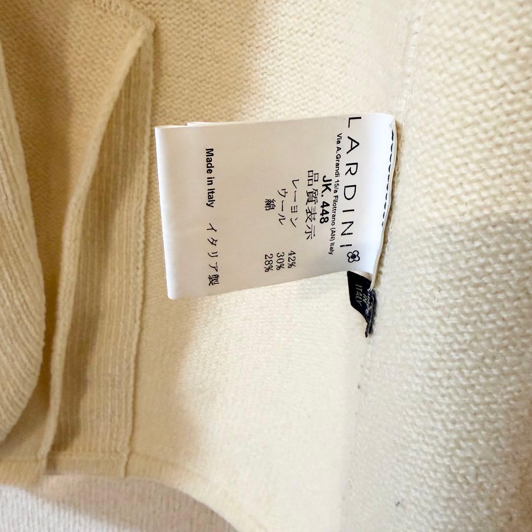 LARDINI アイボリー テーラードジャケット　ブートニエール付き