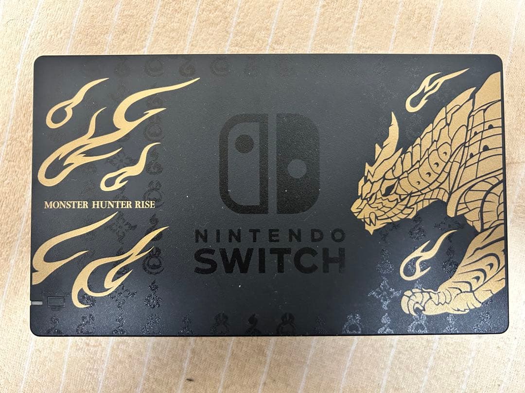 Nintendo SwitchモンハンライズEditionコントローラセット