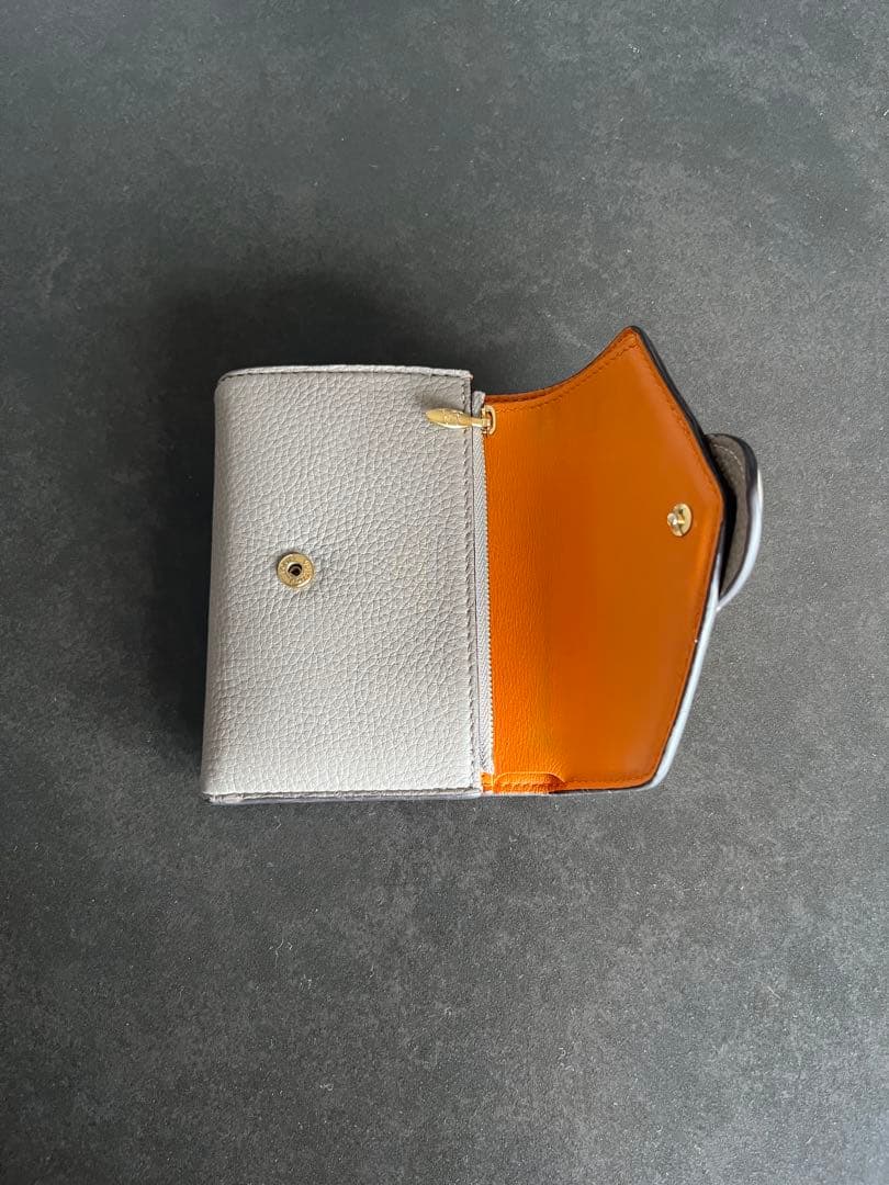 【値下げ】LOUIS VUITTON 三つ折り財布 グレー