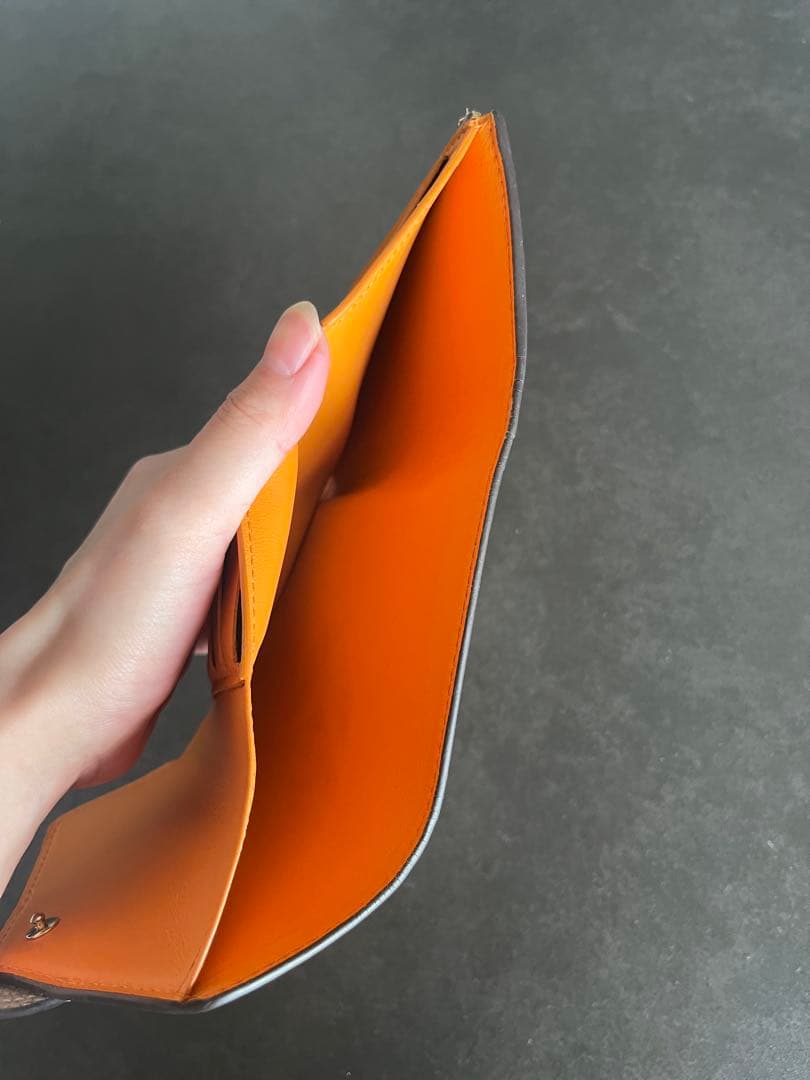 【値下げ】LOUIS VUITTON 三つ折り財布 グレー