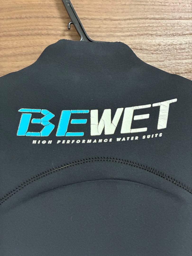 BEWET フルスーツ ウェットスーツ3mm ジャーフル