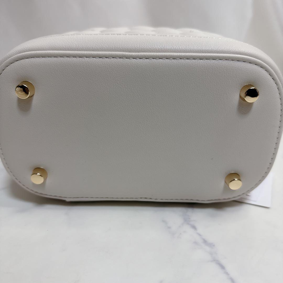 ✨新品未使用✨RANDA 2WAYリボンチャーム キルティング バニティバッグ