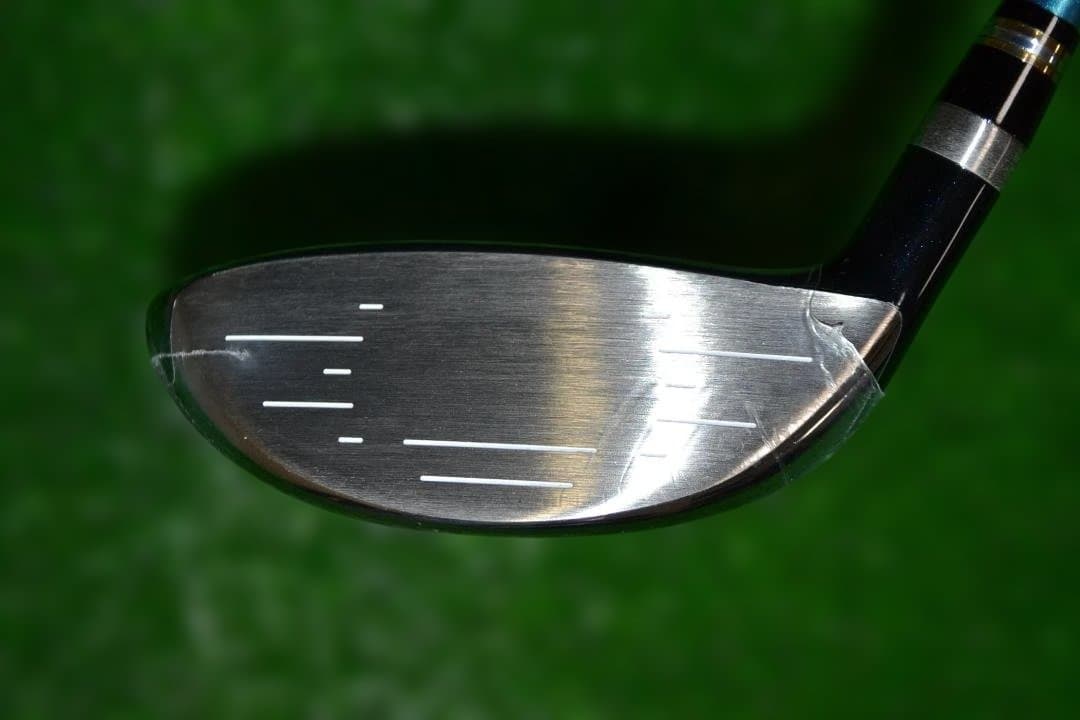い*］様 HONMA BERES E-06 5W ARMRQ X シャフトR　新
