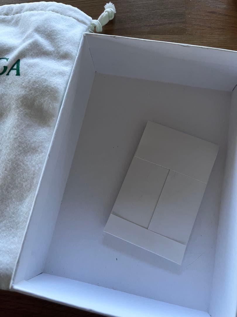 Bottega Veneta 二つ折り　財布　Cassette ミディアム