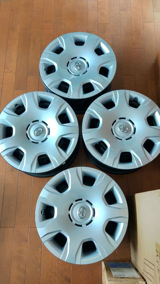 ②ハイエース新車はずし スチールホイール２個 15インチ