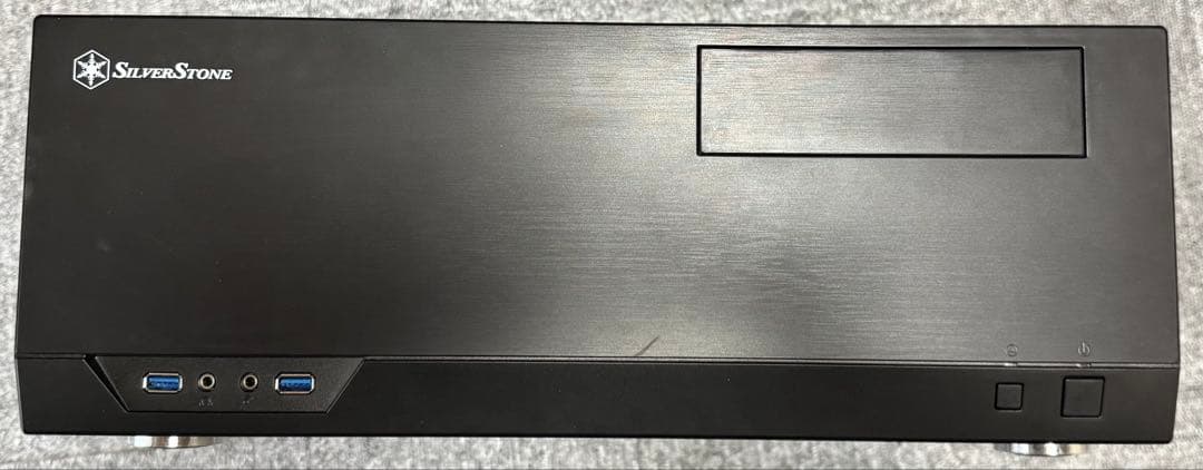 PCケース(自作PC用) SILVERSTONE SST-GD09B