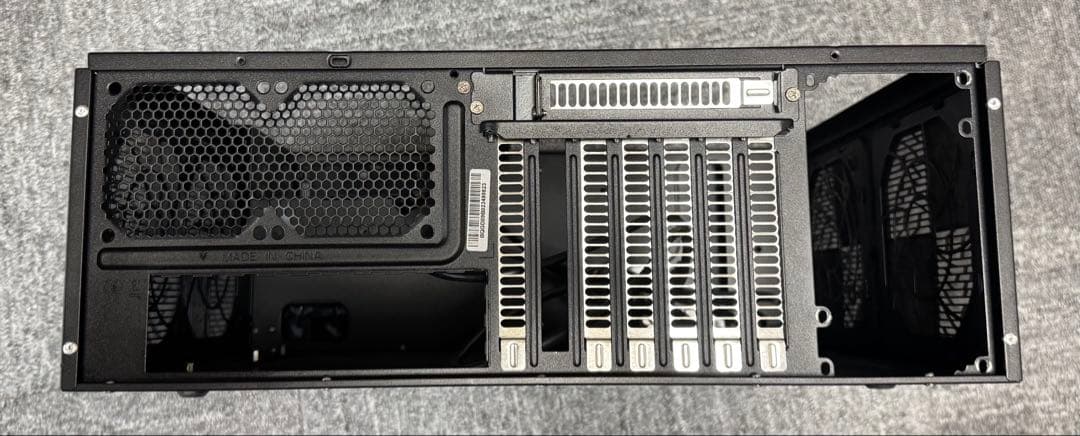 PCケース(自作PC用) SILVERSTONE SST-GD09B