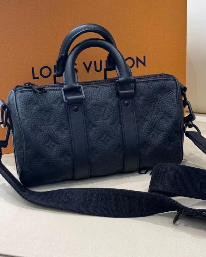 LOUIS ~VUITTON ブラックボストンバッグ