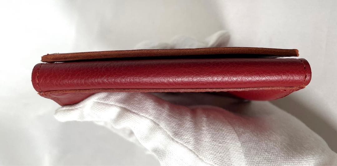 未使用 IL BISONTE イルビゾンテ 三つ折り財布 レザー コンパクト