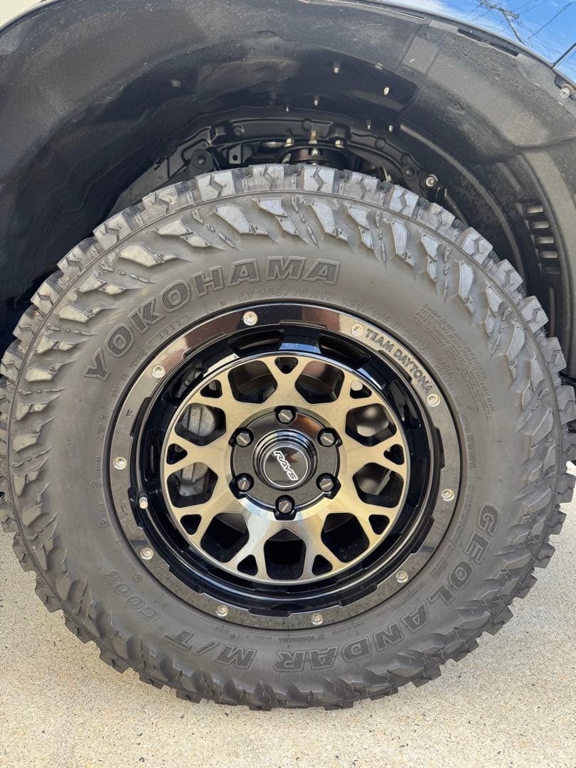 美品！？RAYS チームデイトナ M9 ヨコハマ ジオランダー M/T