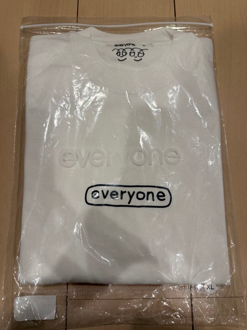 トップス everyone j.30000 sketchy logo tee XL