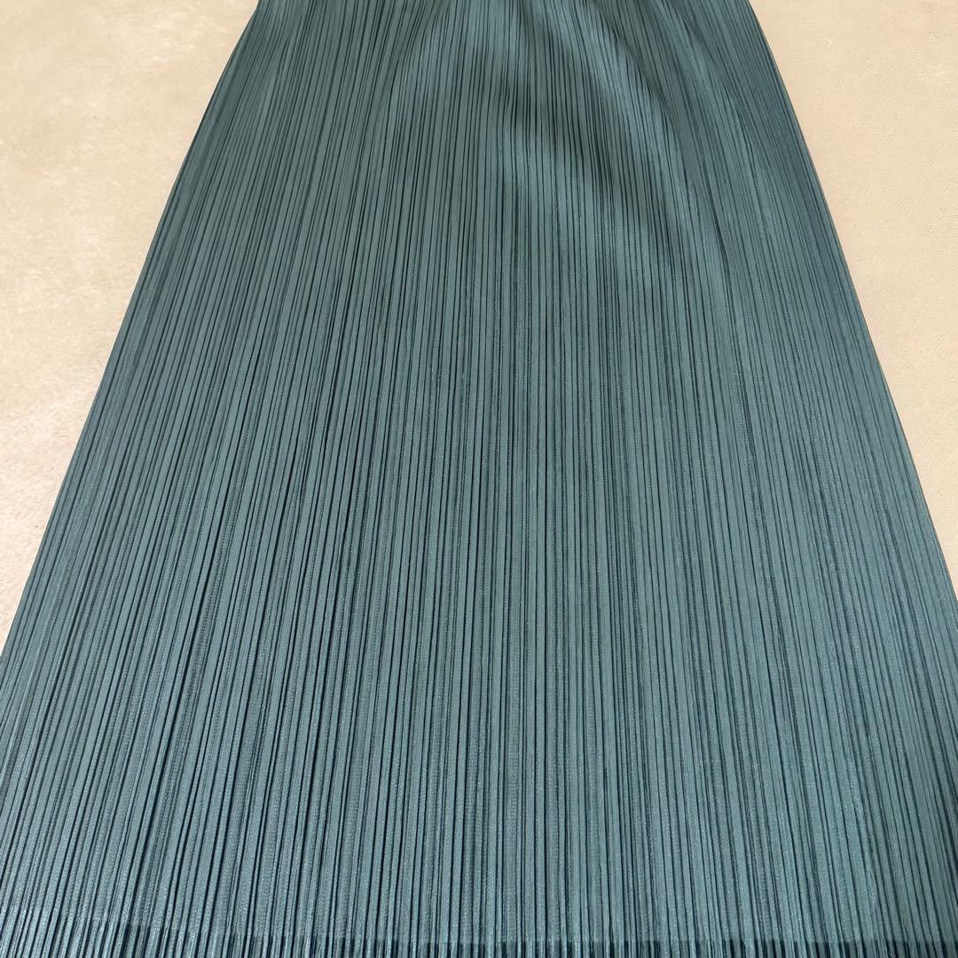 極美品✨PLEATS PLEASE ロングスカート　フレア　グリーン　Sサイズ
