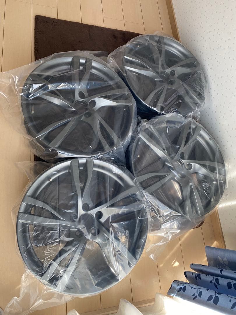 MAK ストックホルム19インチ アルミホイール マットチタン 4本セット