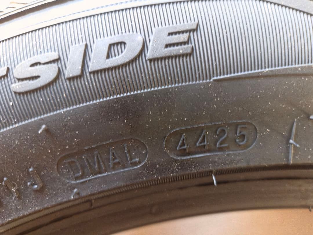 サマータイヤ 205/55ZR17 ４本セット